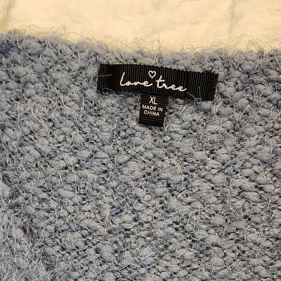 Love Tree Boucle Blue V-Neck Sweater, Size X-Large - Picture 8 of 10